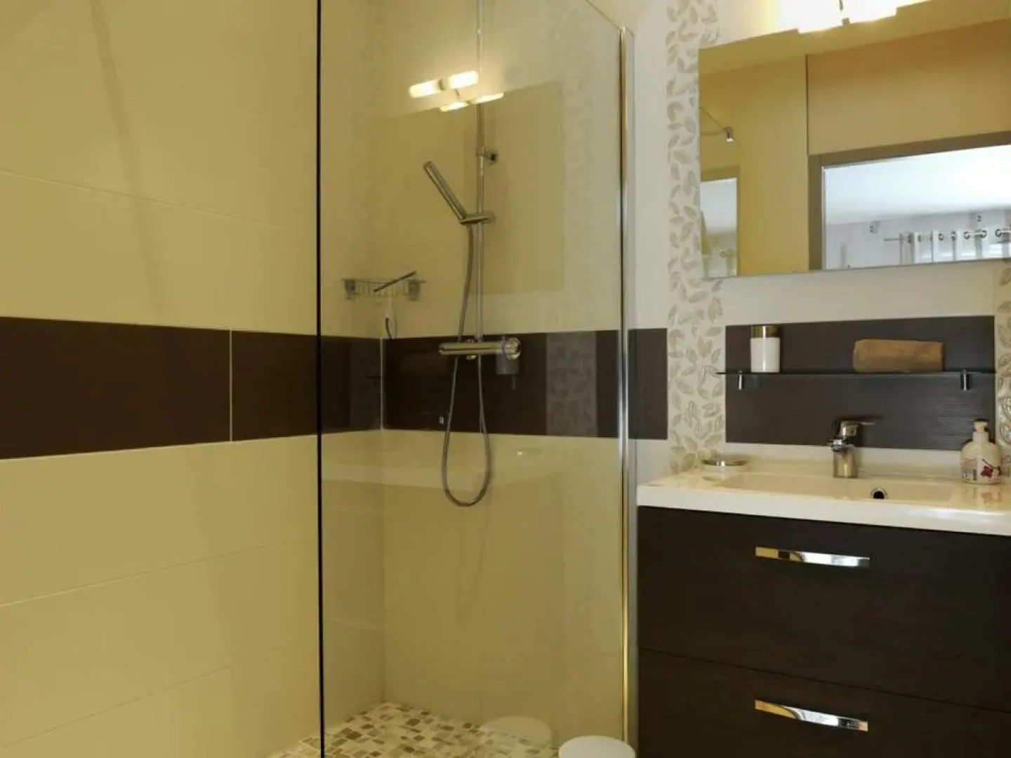 Gîte Creney-prés-Troyes, 3 pièces, 4 personnes - FR-1-543-166