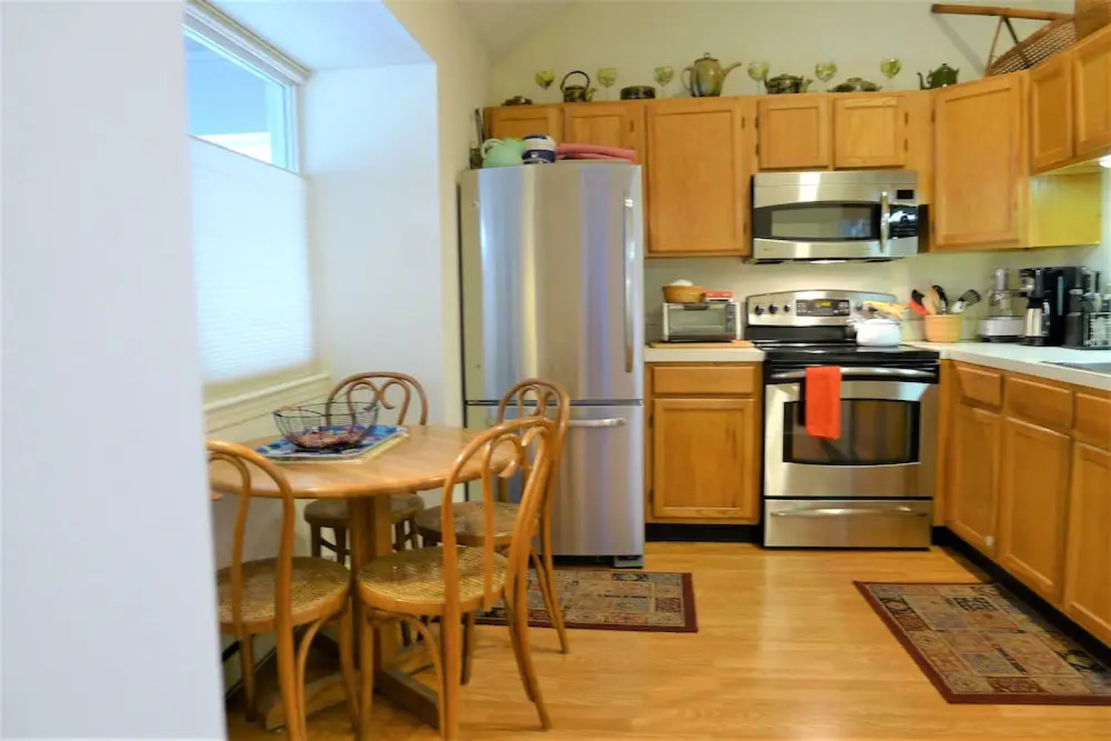 69 Middlecott - 2 Bedroom Condo