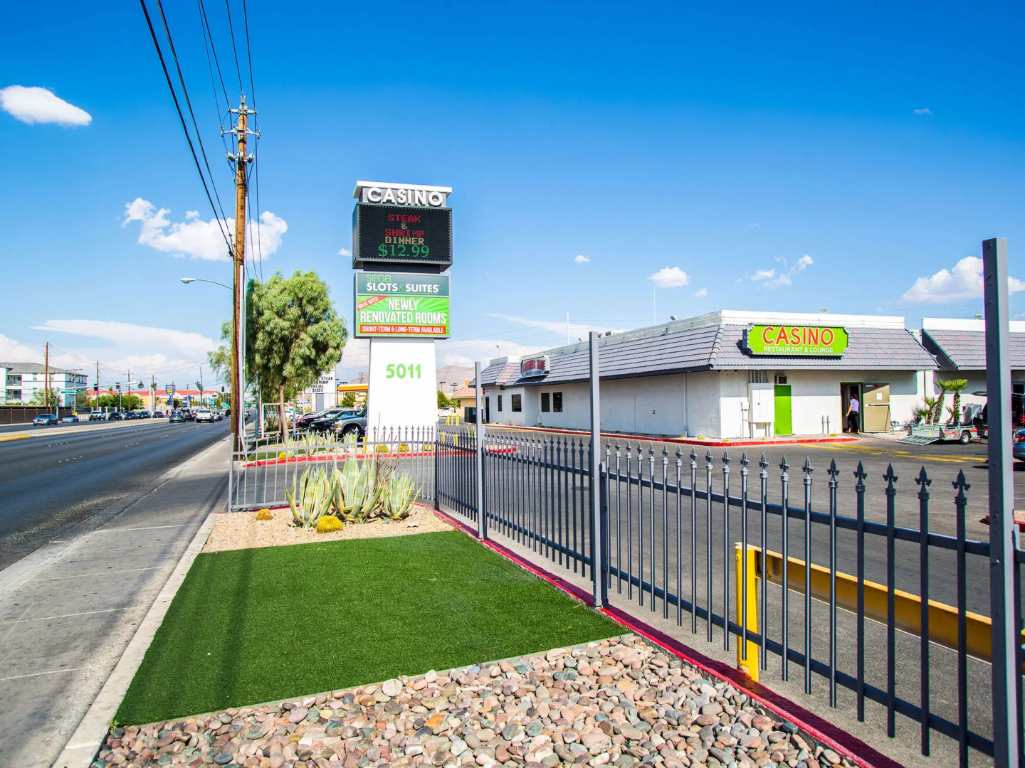 Siegel Slots and Suites