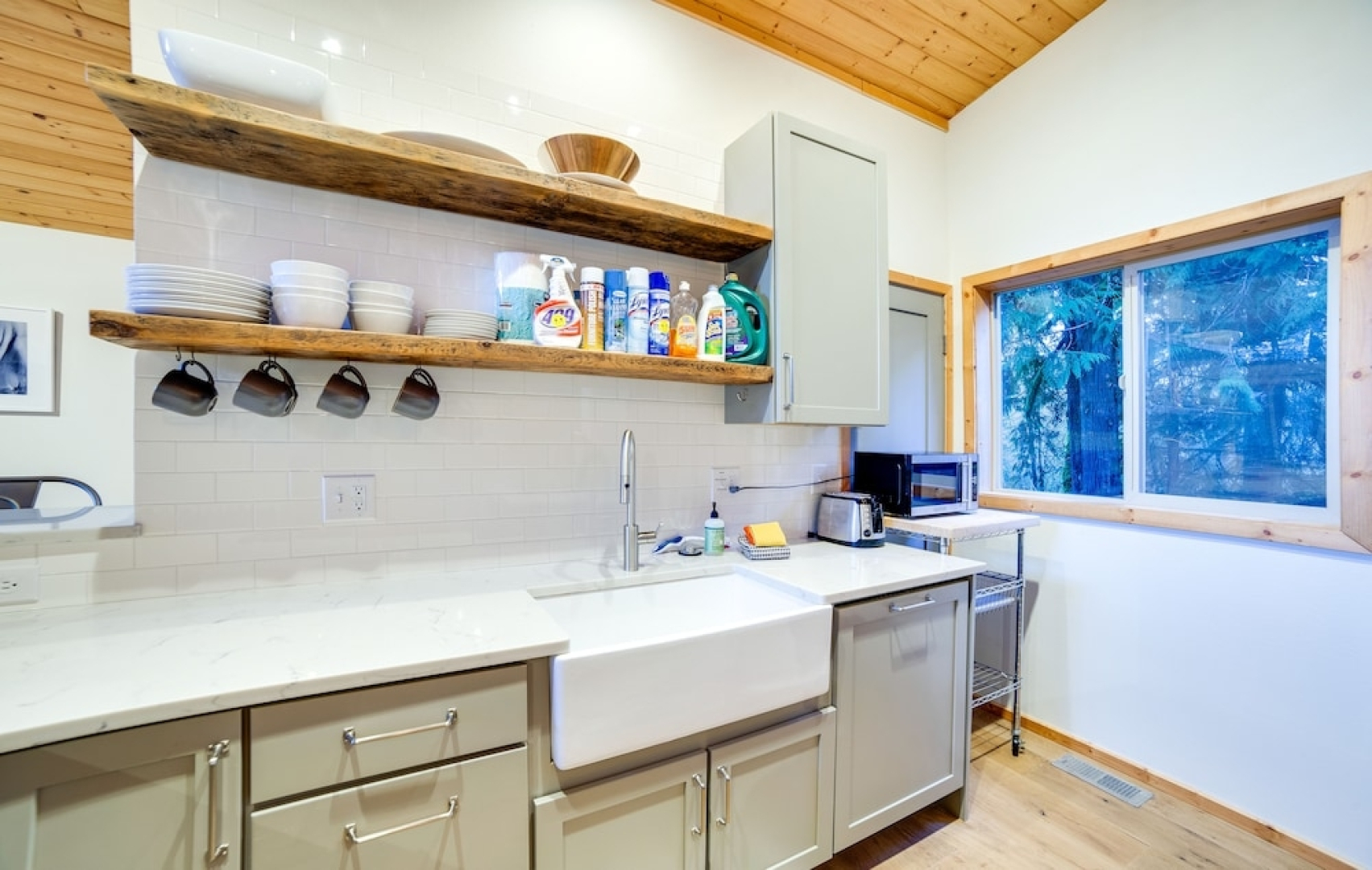 Mt. Baker Lodging Cabin 54 – Mt View, WiFi, Sleeps 6! by MBL