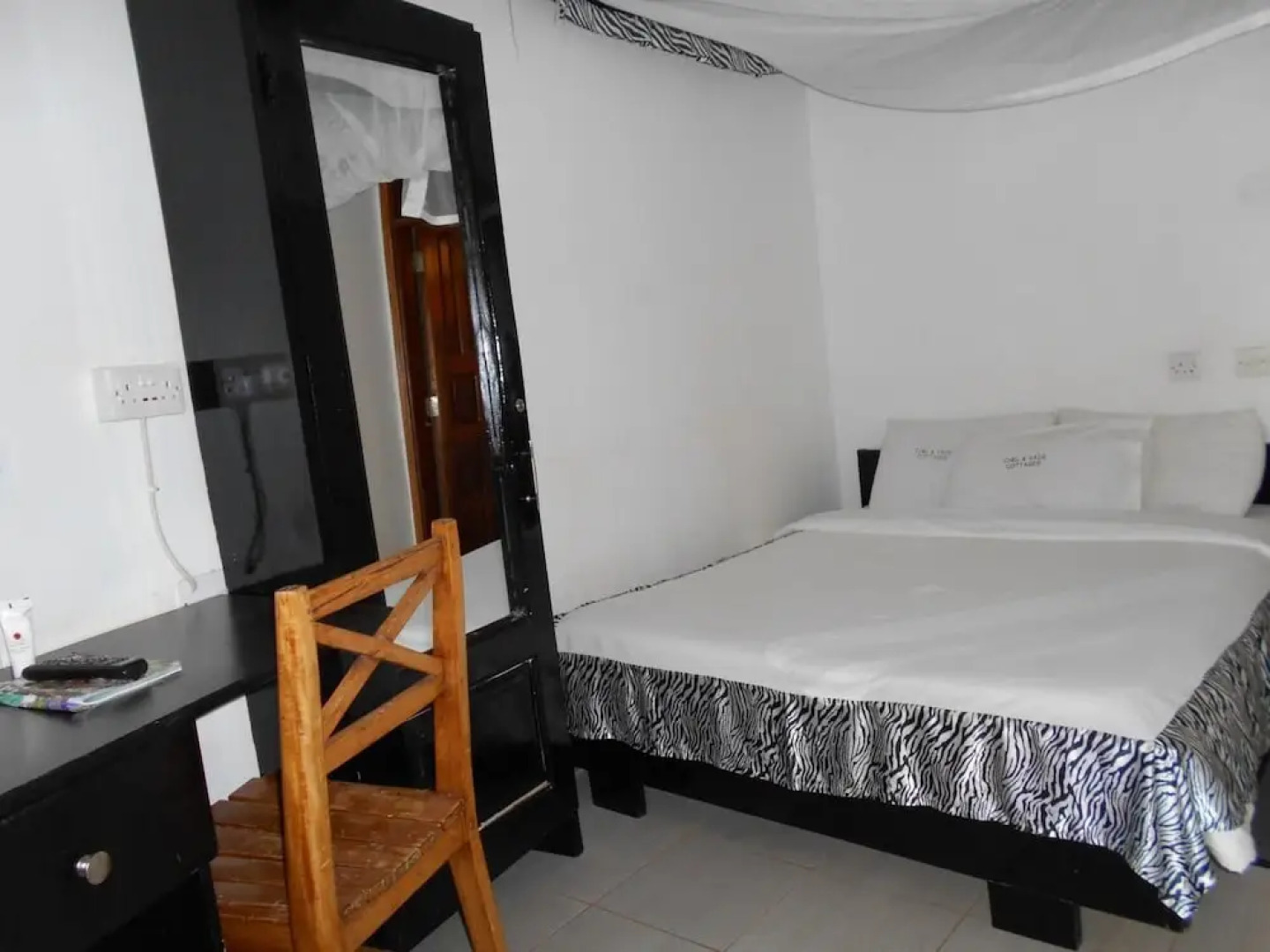 Chel and Vade Cottages