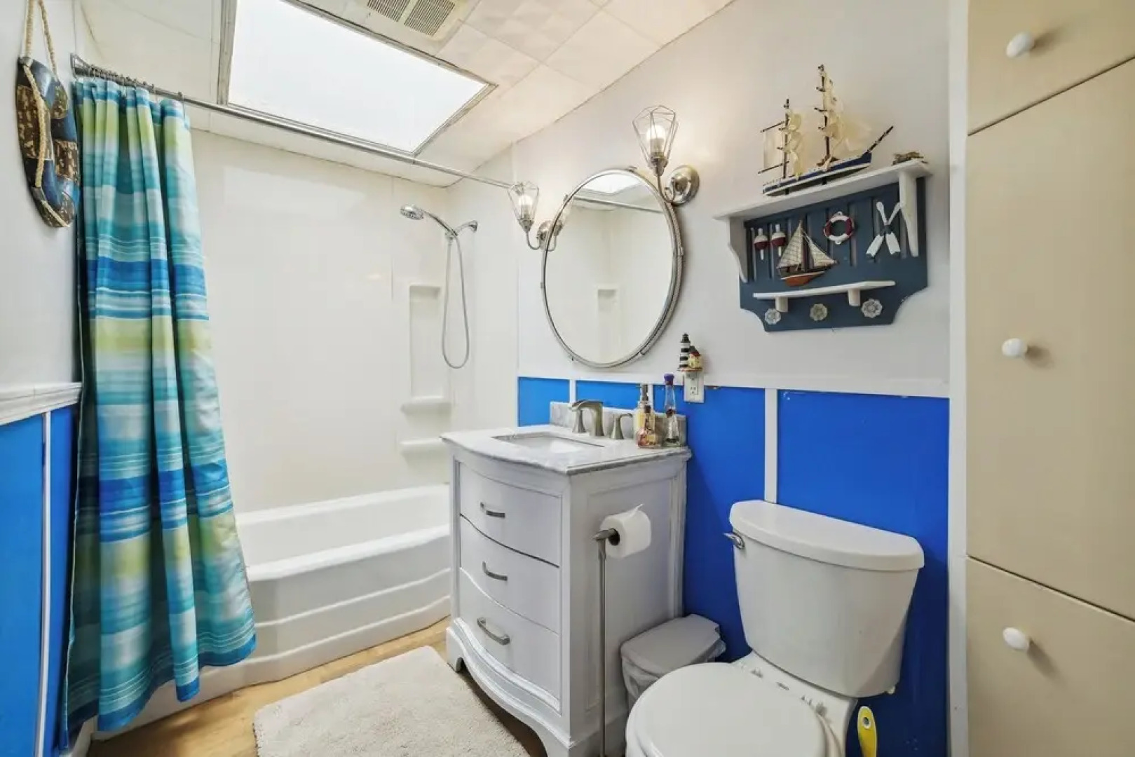 Boyne City Cottage: Walk to Downtown & Lake!