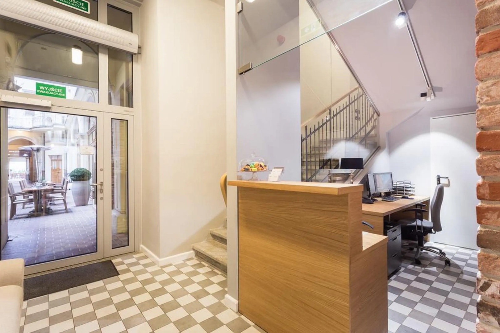 Venetian House Market Square Aparthotel