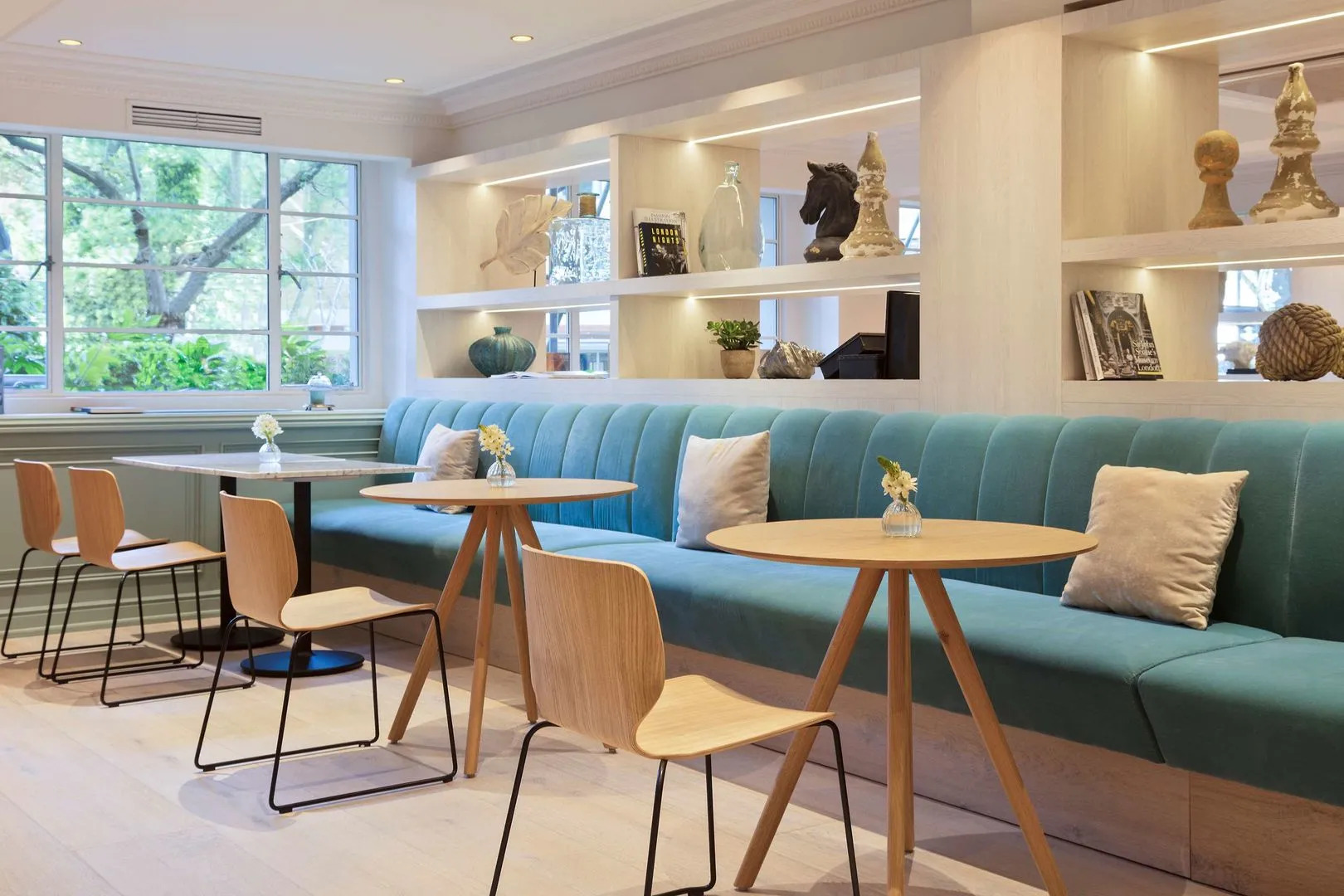 Melia White House Apartments