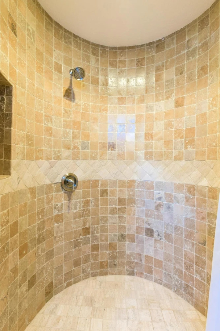 Lawson Rock Yellowfish 110