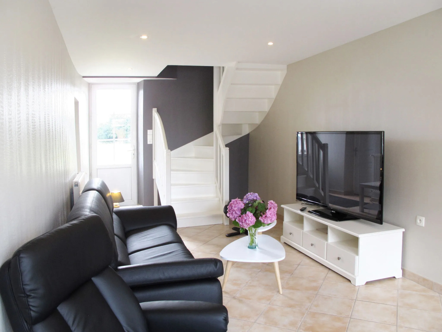 Holiday Home La Piscine - LEN400