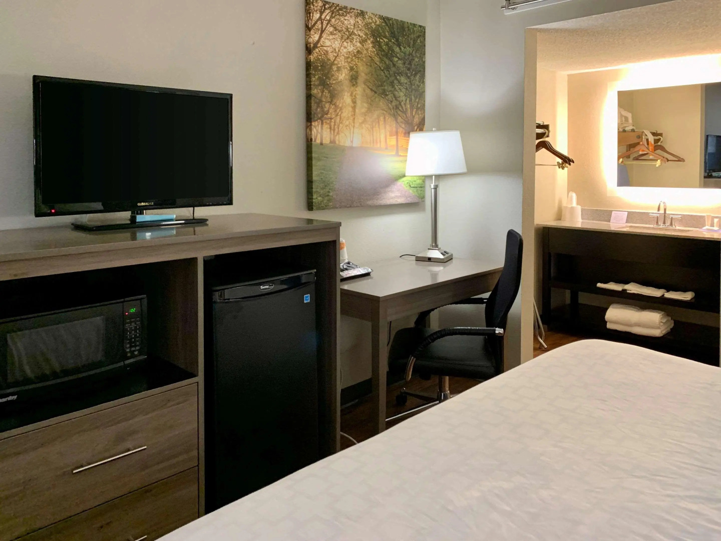 Days Inn Louisville Central University & Expo Center