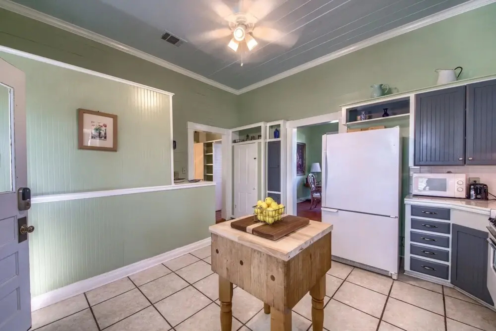 Sweet Annie Ot 250sa 2 Bedroom Home by RedAwning