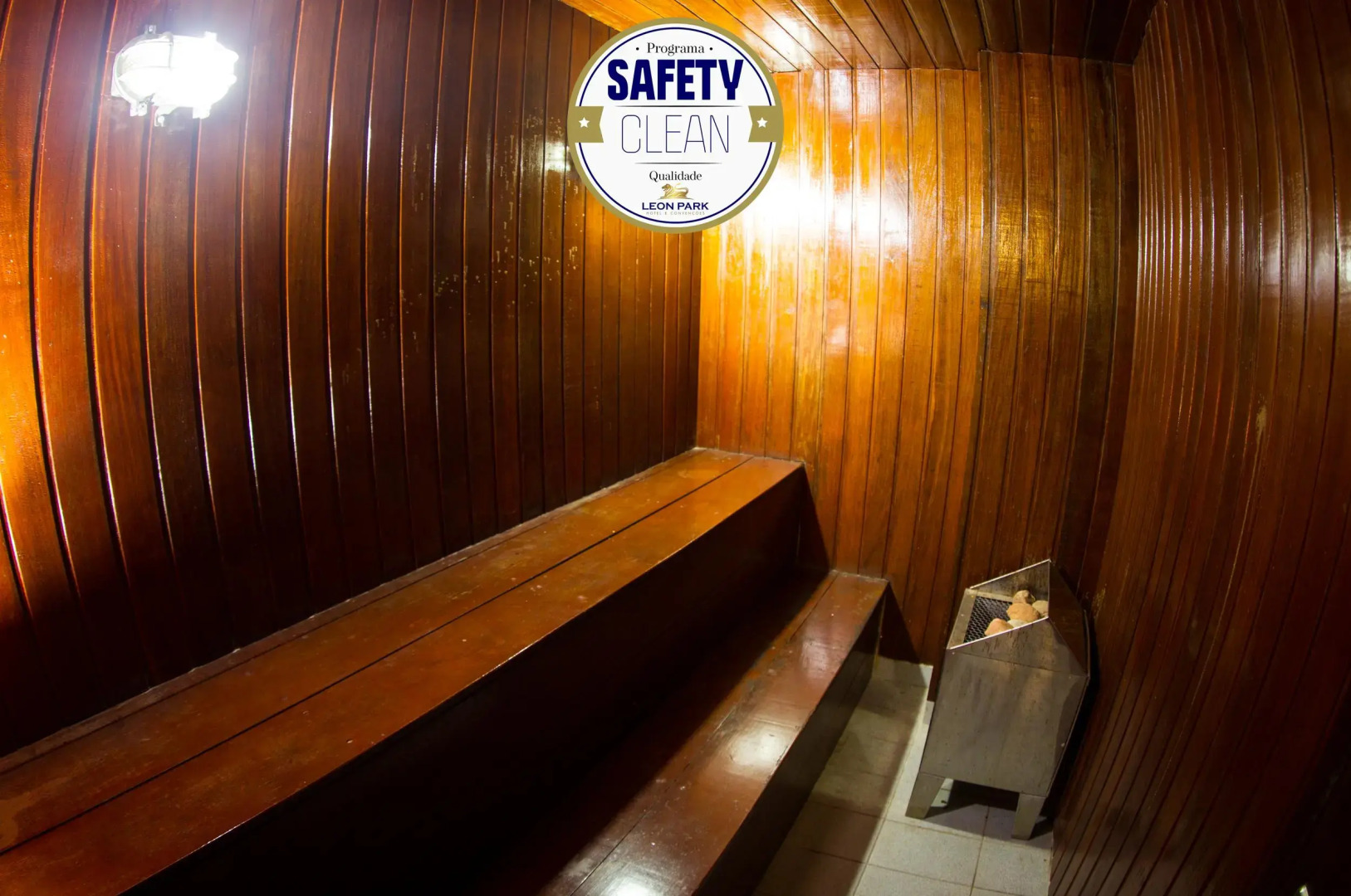 Leon Park Hotel e Convenções