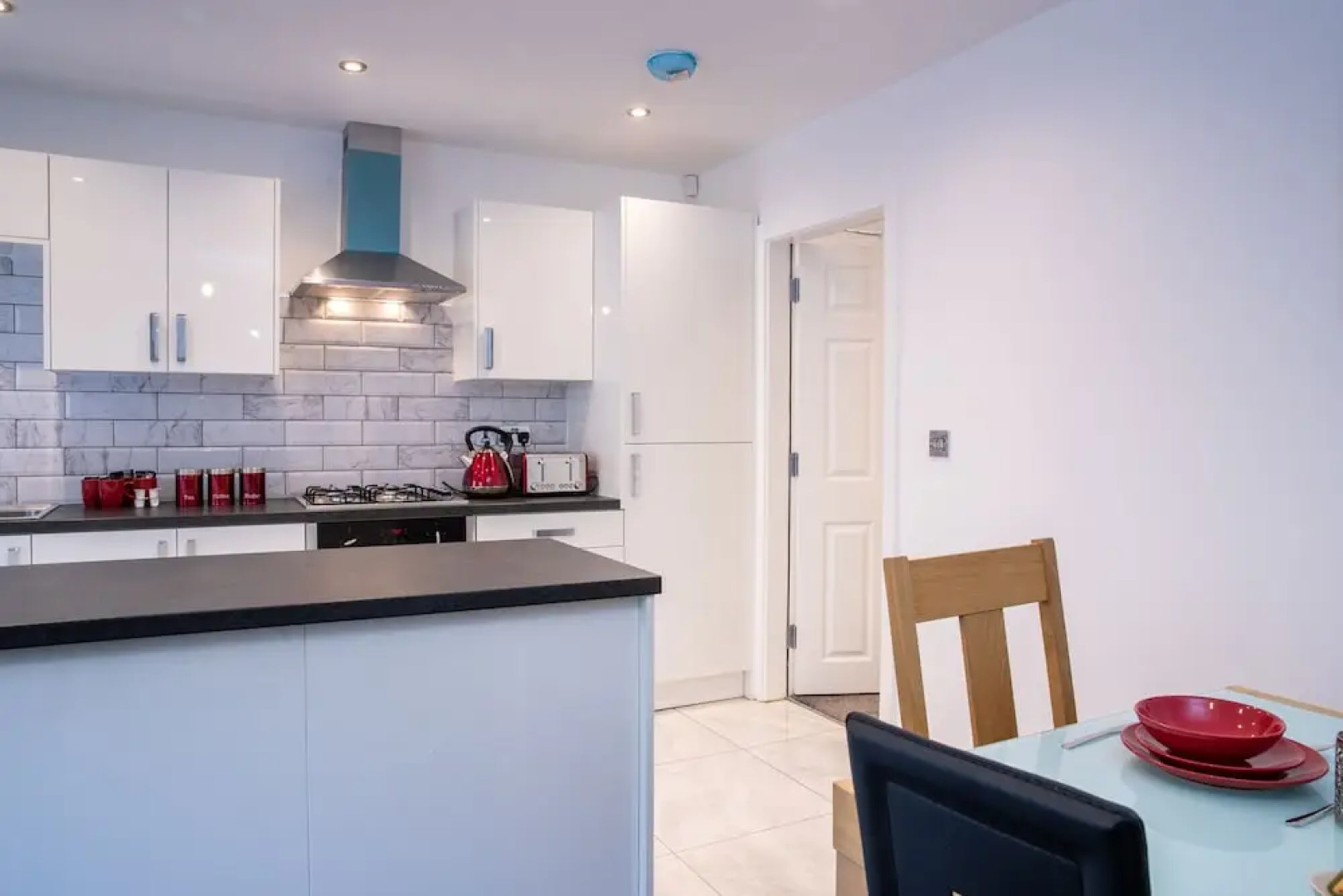 Fantastic Bradford Townhouse 6 bedrooms