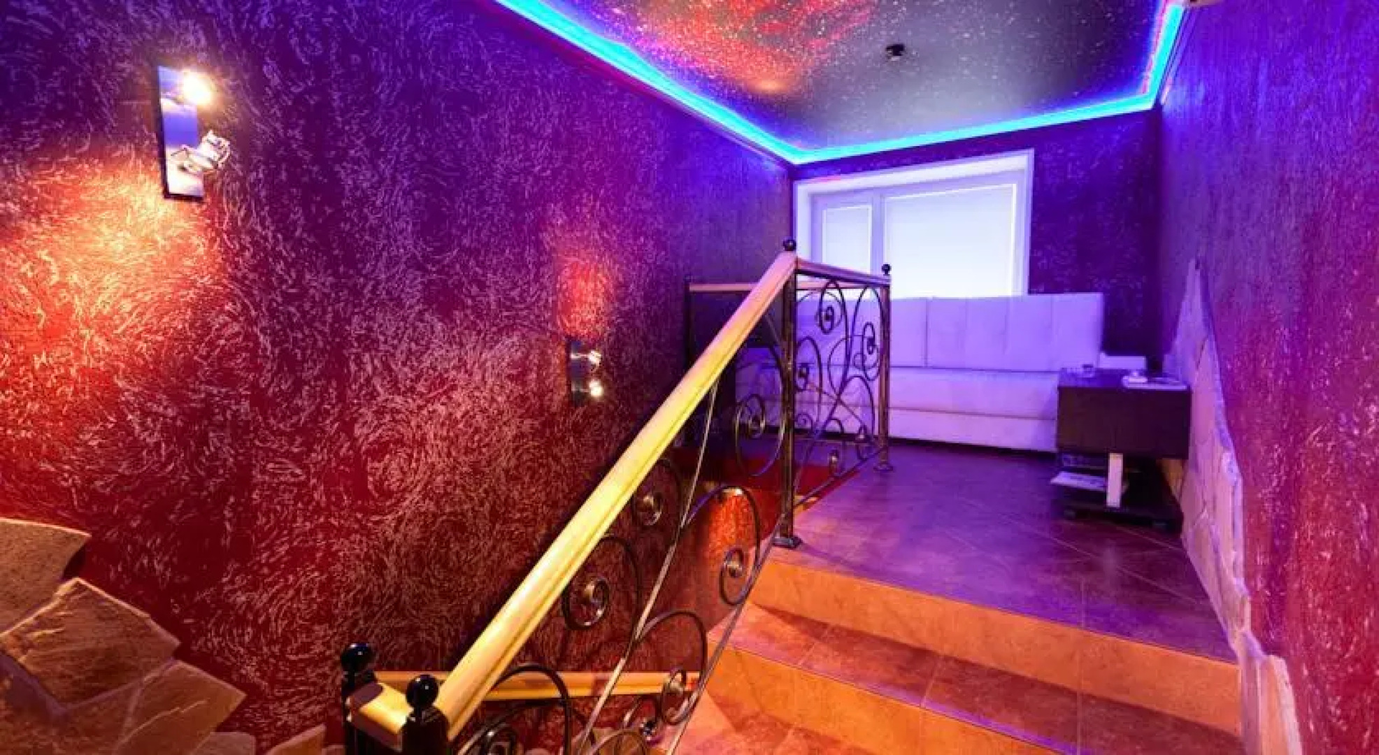 Дизайн-отель Домино