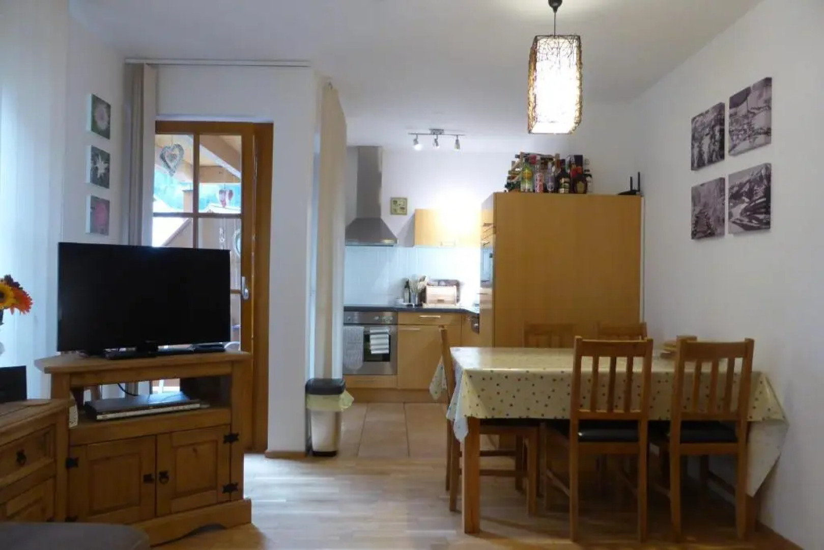 Daniela 10 by SMR Luxury Apartments