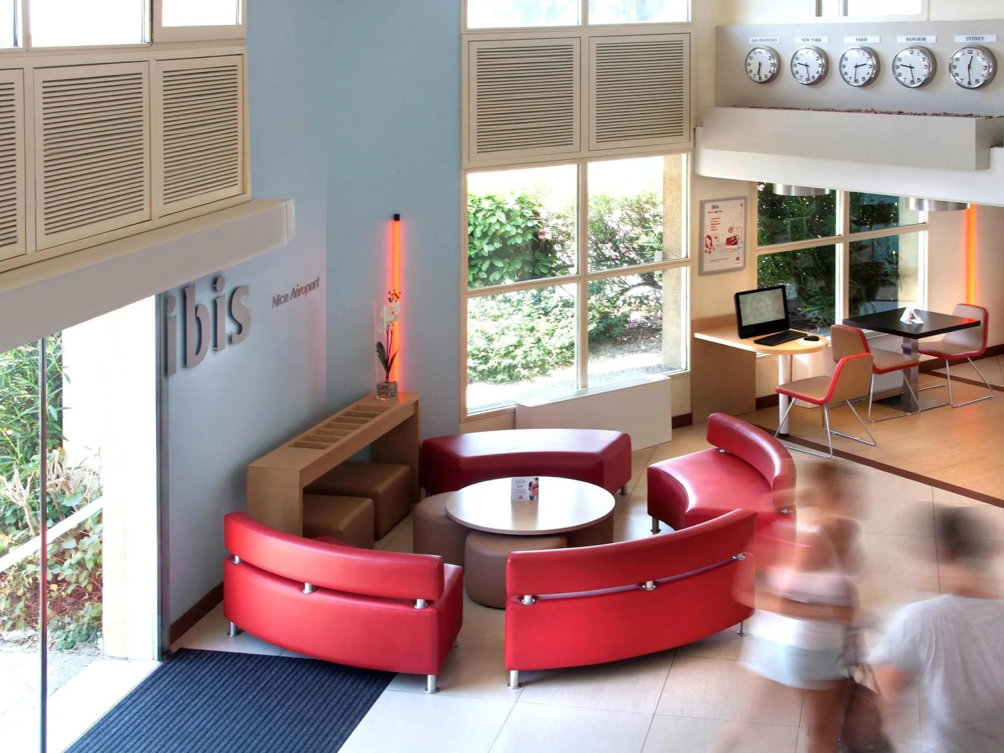 ibis Nice Aéroport Promenade des Anglais
