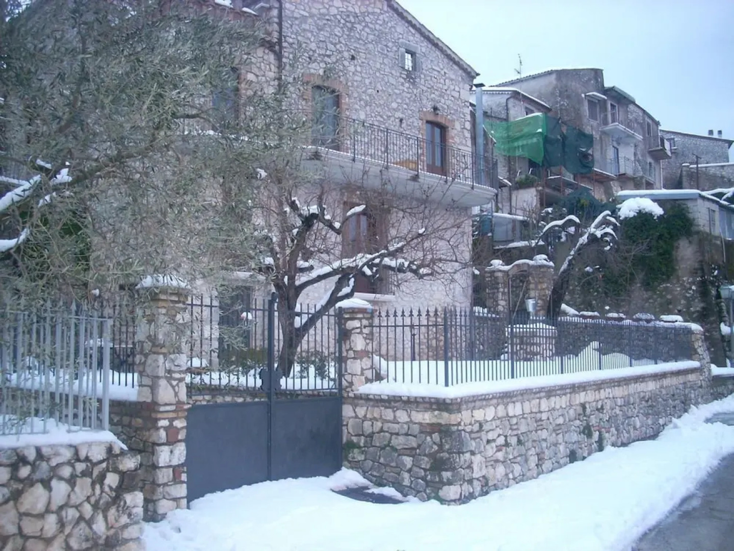 La Torre a Castelnuovoparano