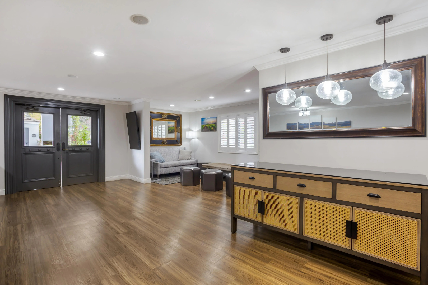 Dry Creek Inn MOD Collection by Sonesta