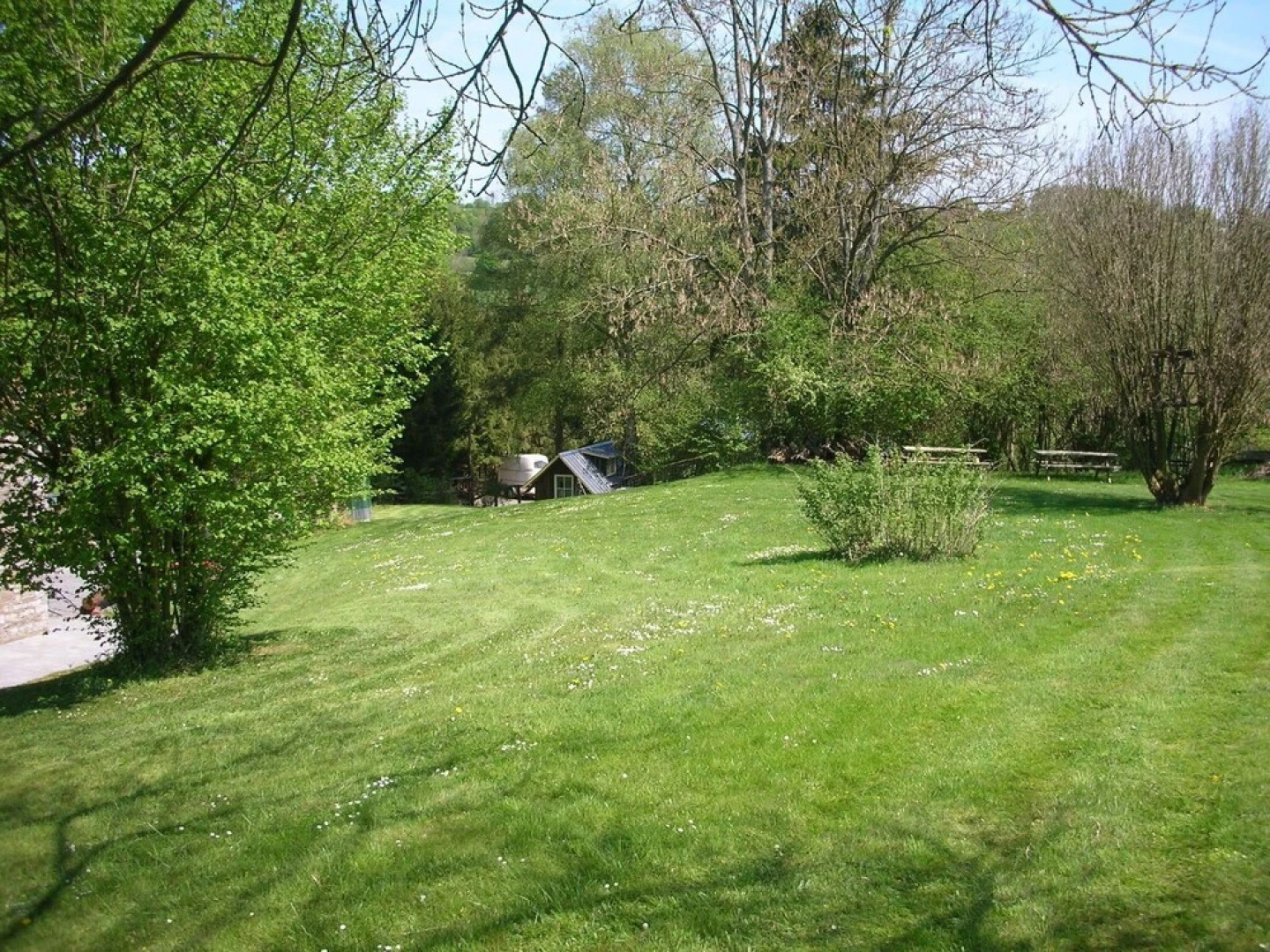 Romantic Cottage in Ferrières With Barbecue