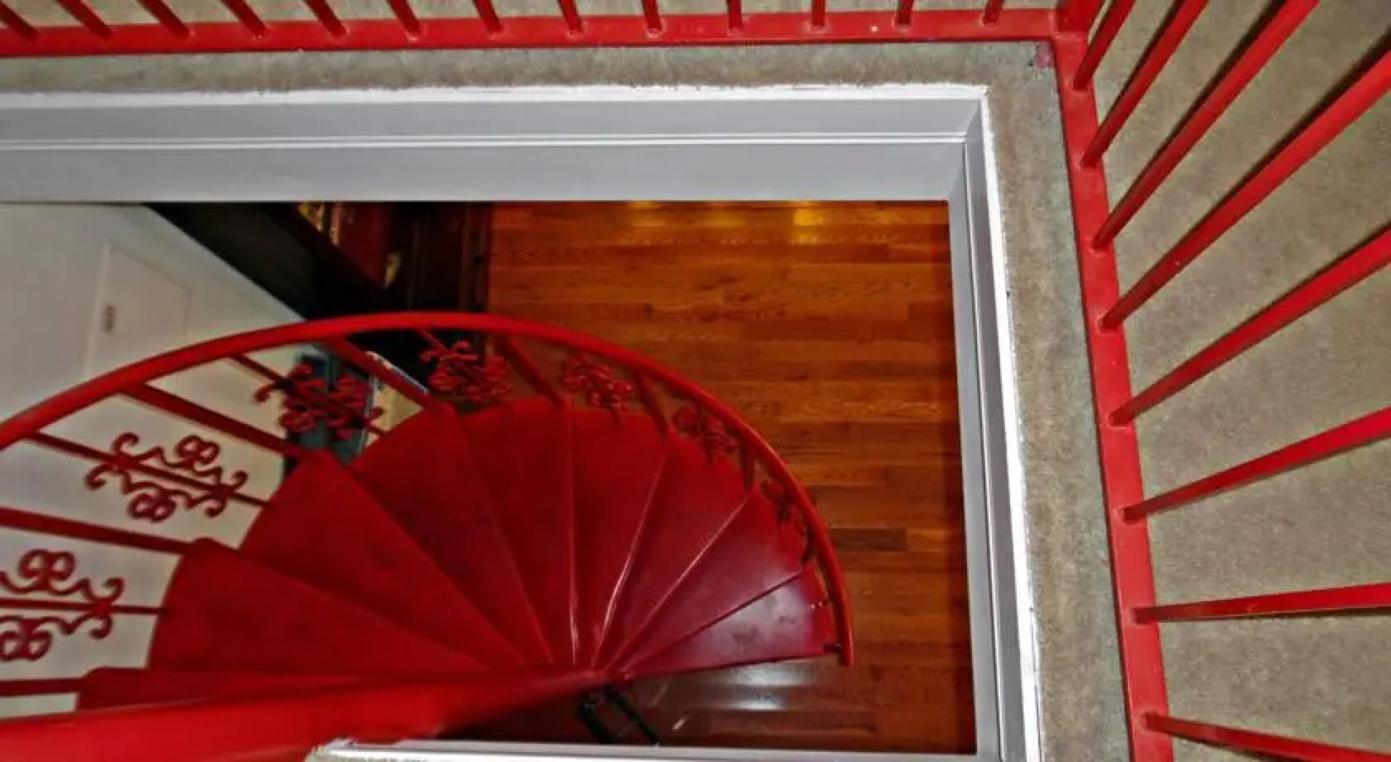 The Great Escape River House