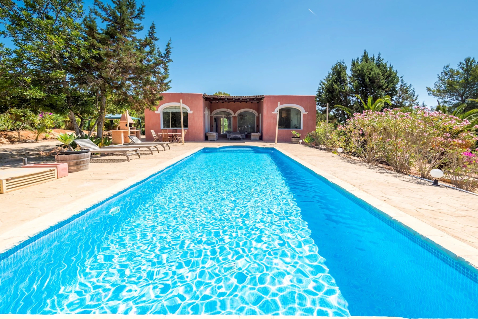 Exclusive Villa in Porroig