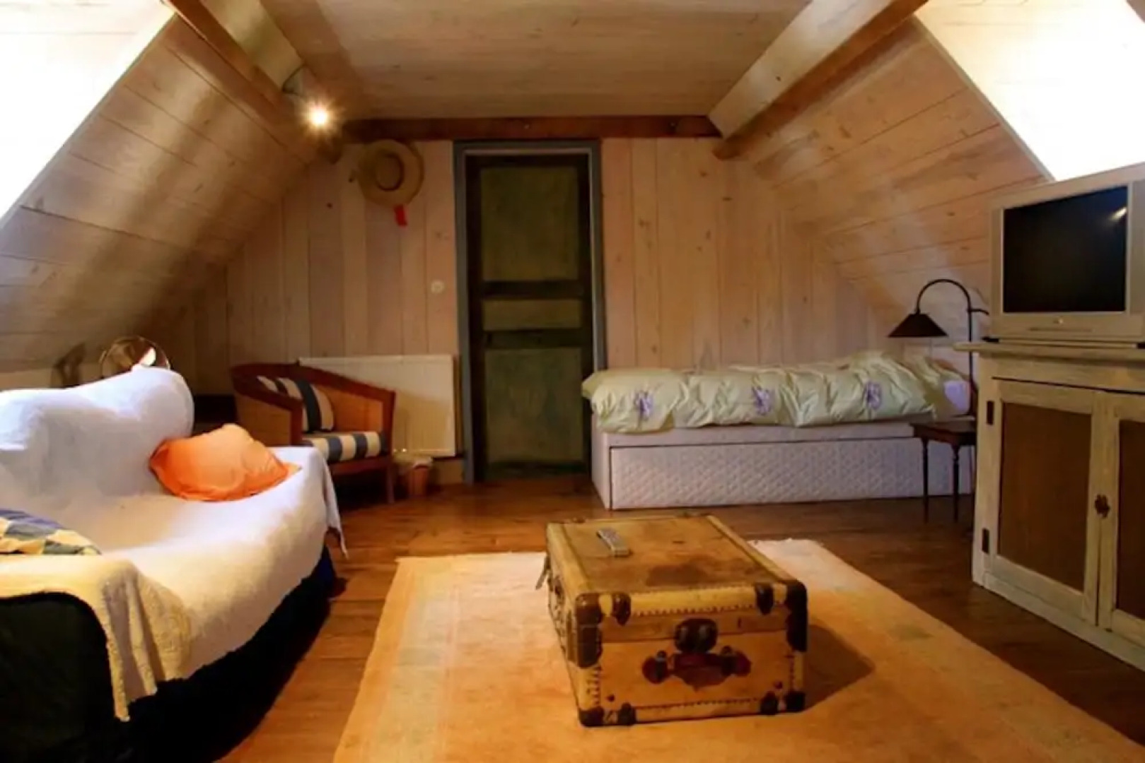 House With 2 Bedrooms in Peyre, With Private Pool, Enclosed Garden and