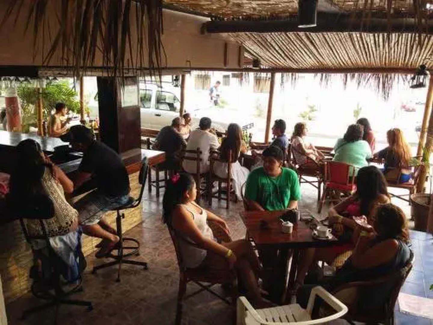 Merlin Beach Bar & Cafe