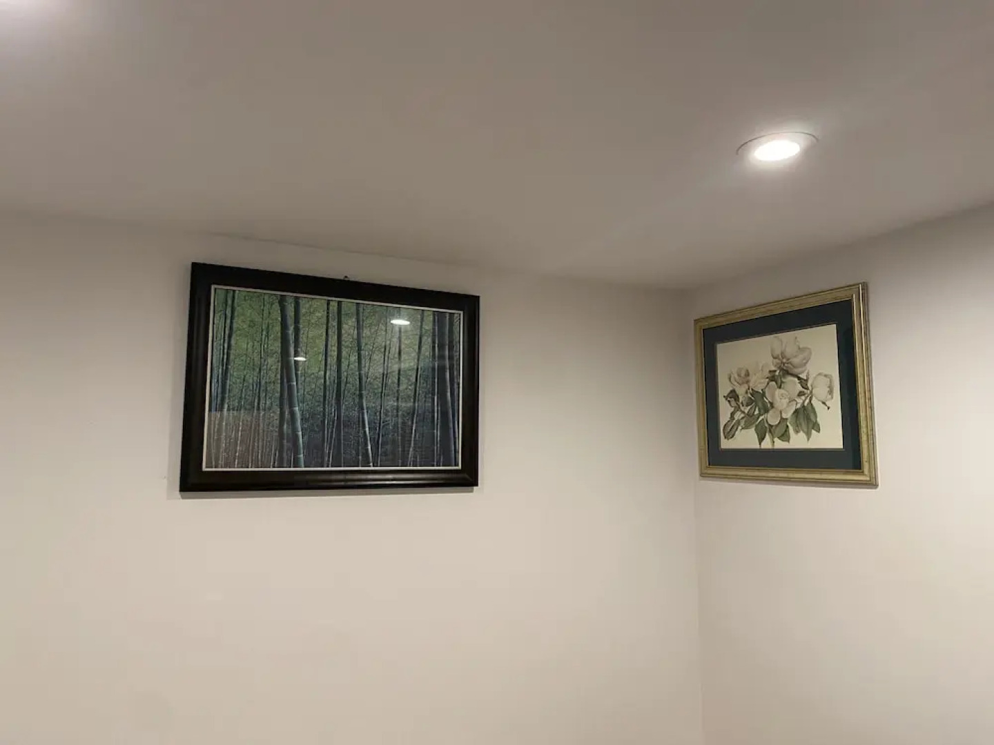 House for group of 8 or 9