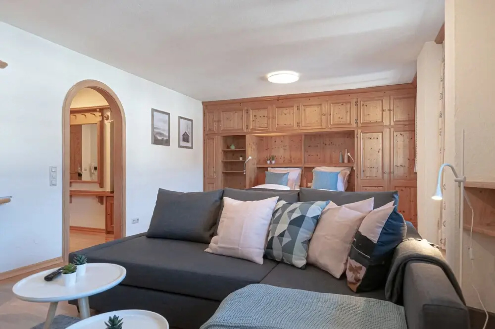 Ruhige Alpine Suite im Zentrum by Stayfritz