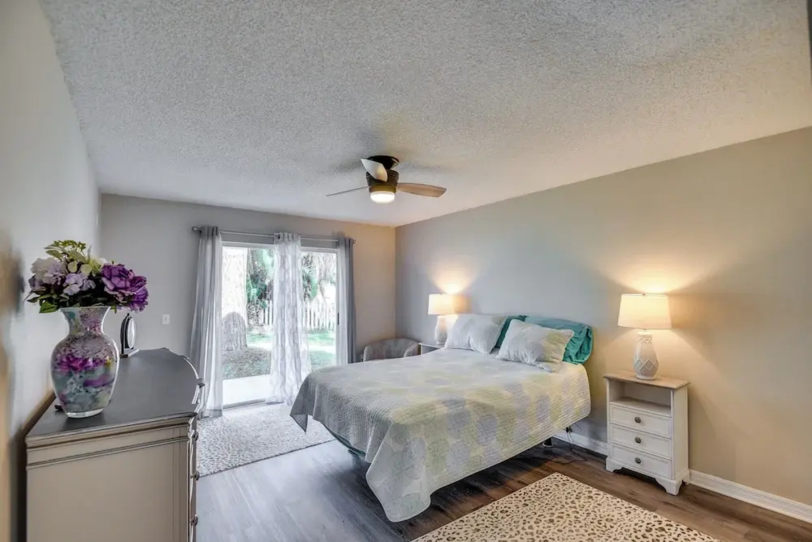 7 Mi to Beach: Pet-friendly Home in Port Orange!
