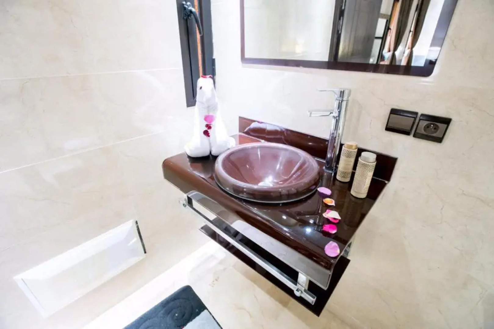 Villa Hadia And Its Private Swimming Pool With Complimentary Breakfast