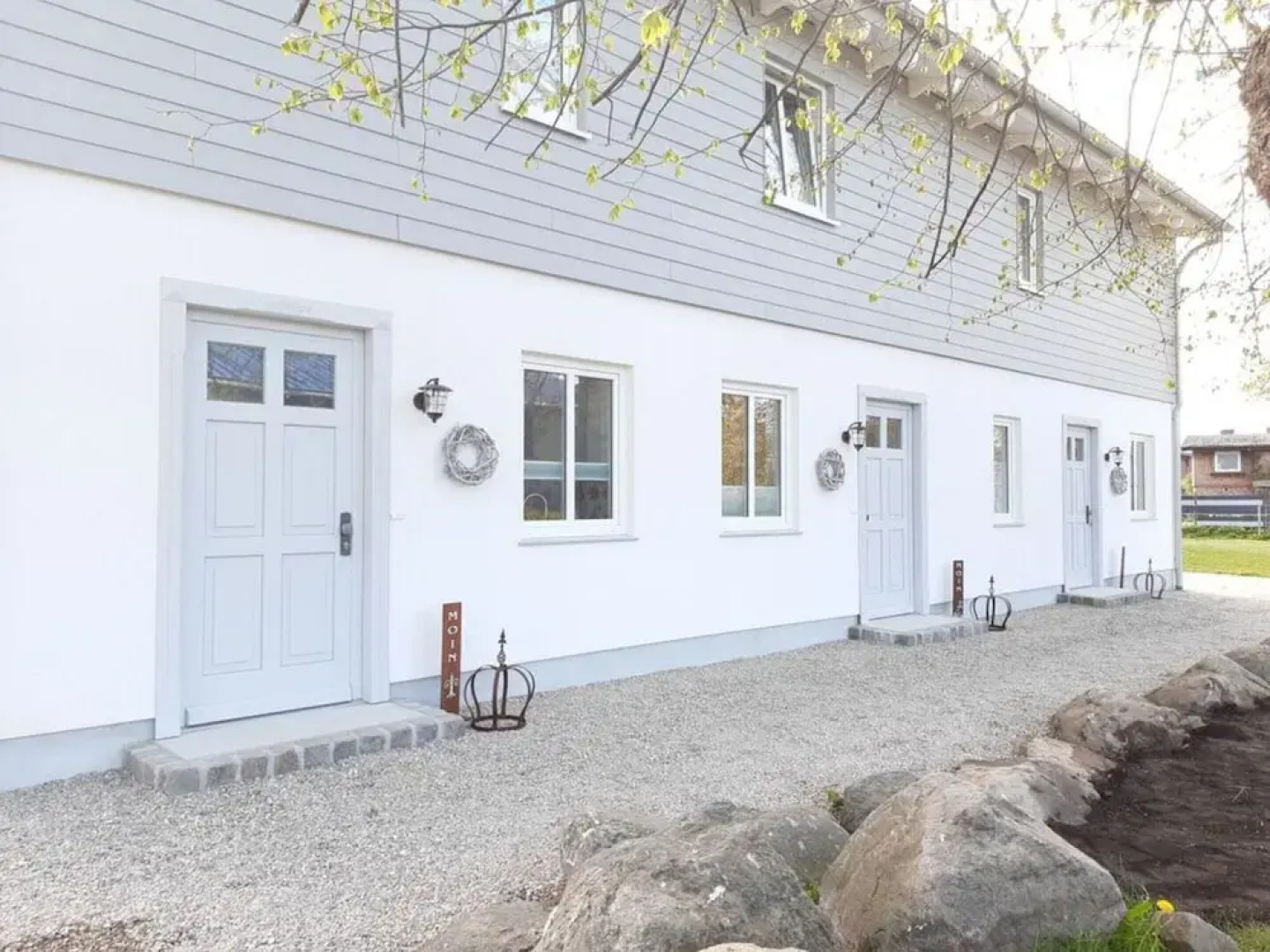 Northern Lights Modern Retreat