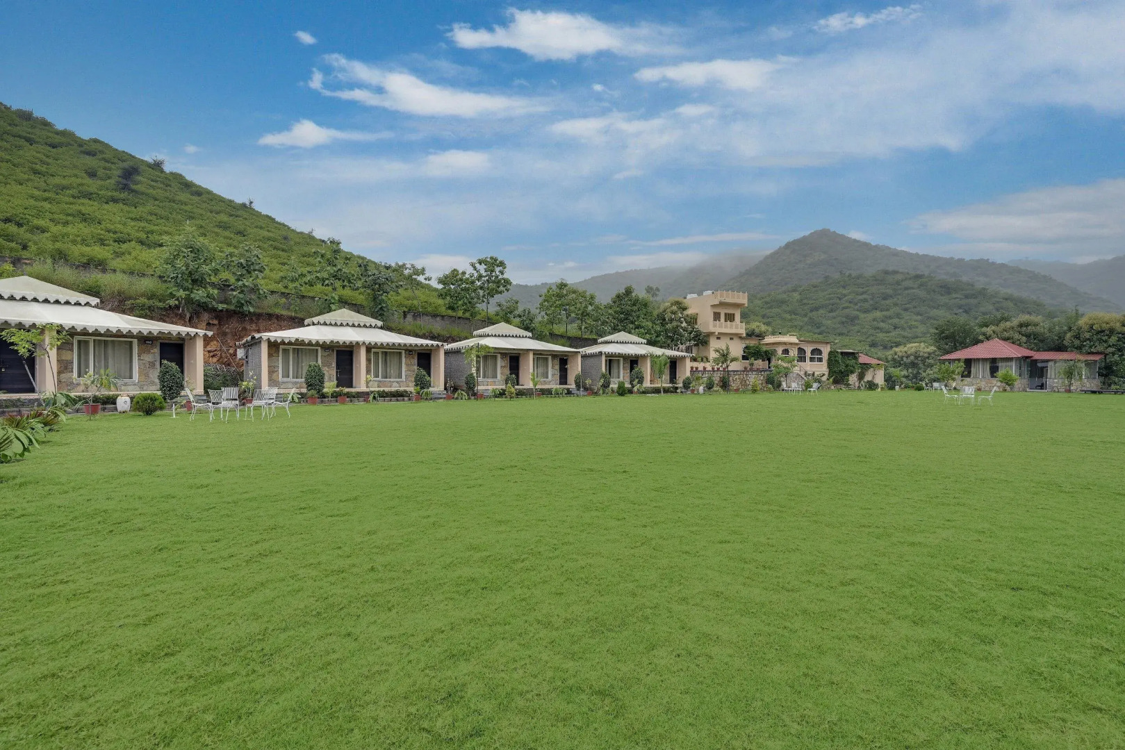 Kavish Holiday Hill Resort