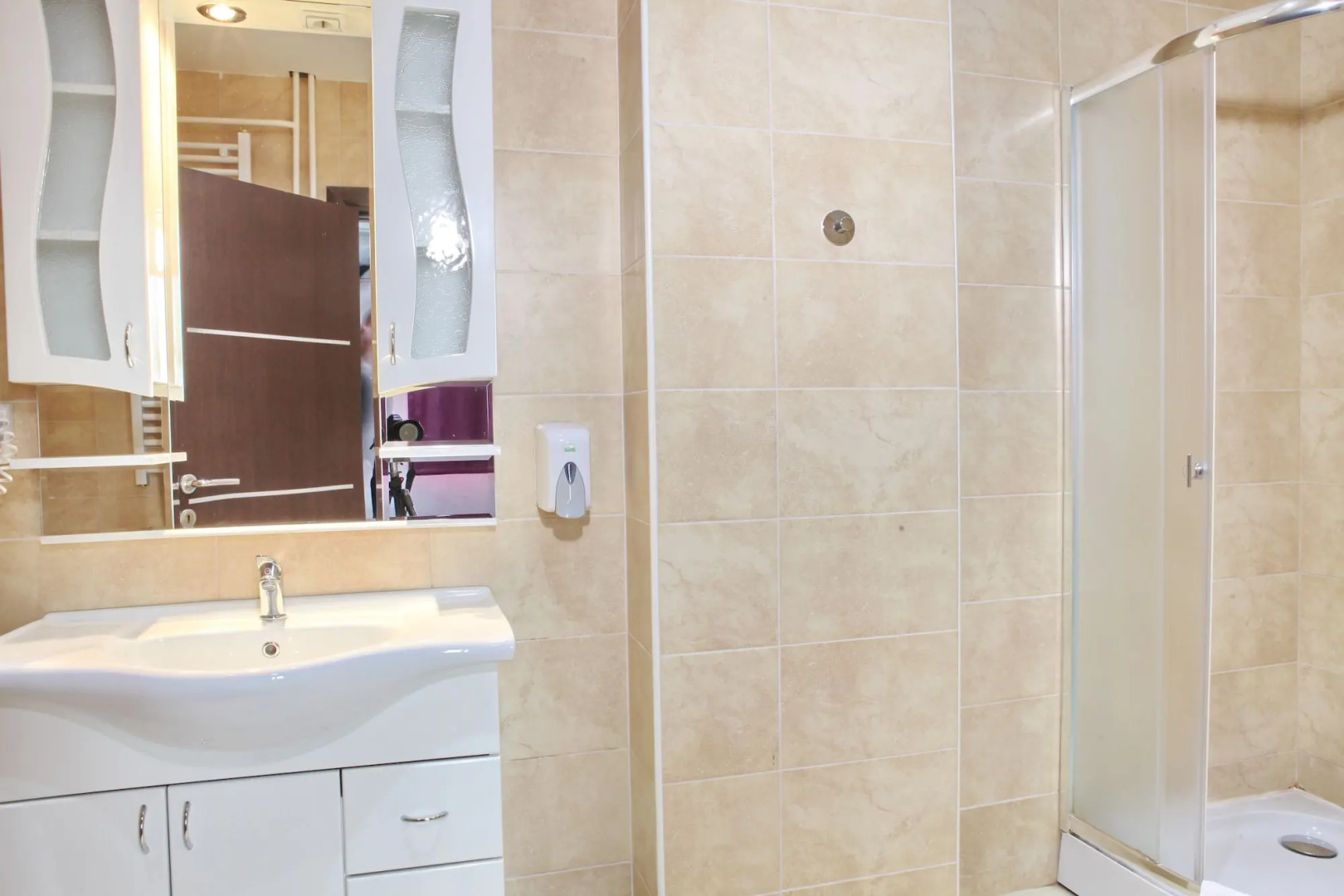 Side One Design Hotel