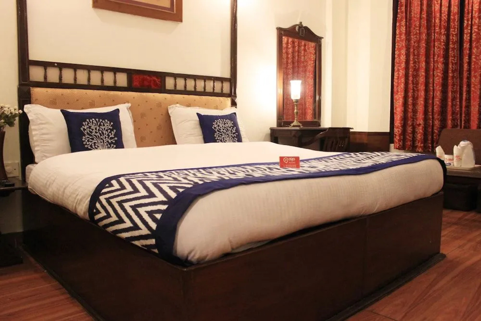 OYO 969 Hotel Khanna Palace