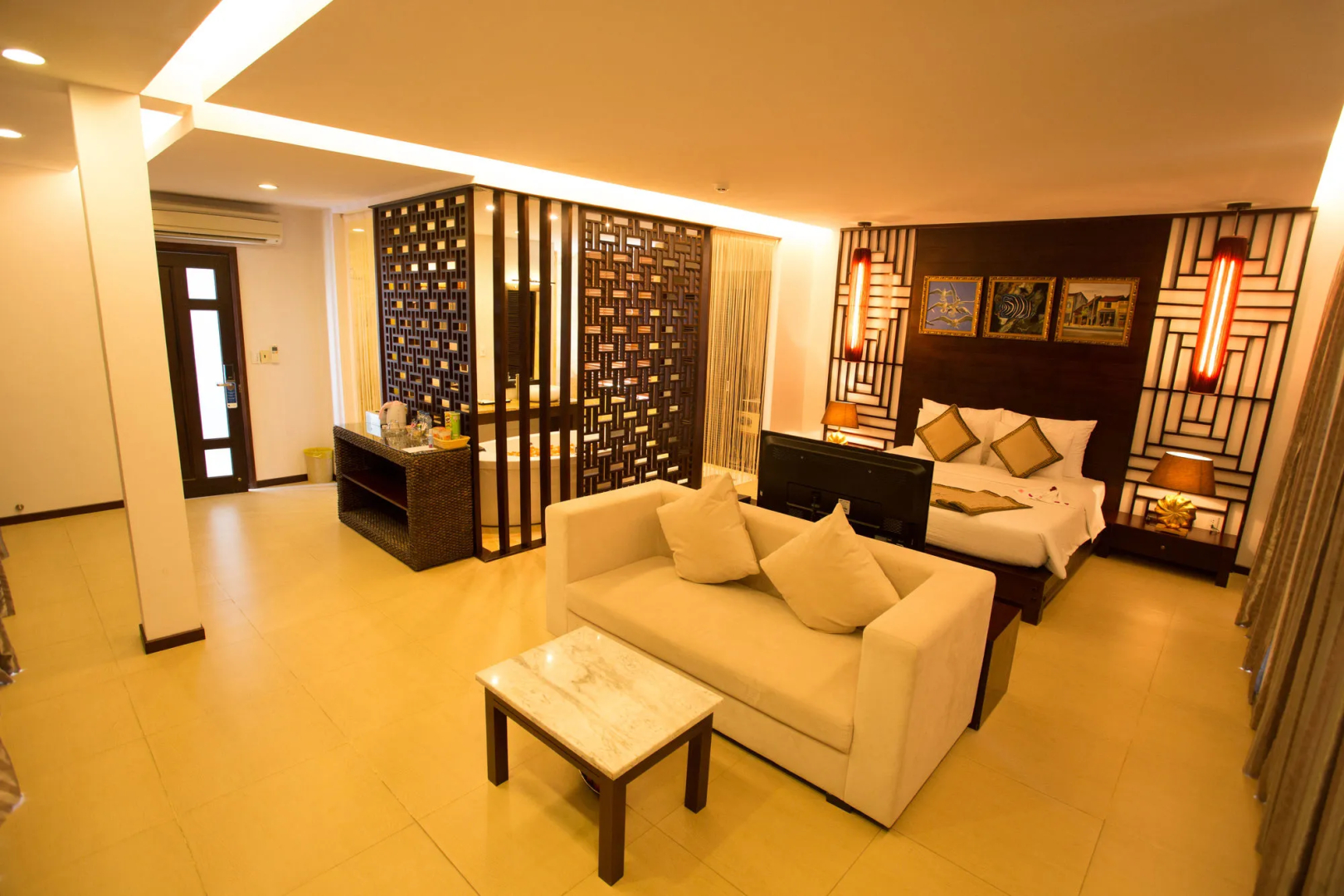 Villa Del Sol Beach resort & Spa