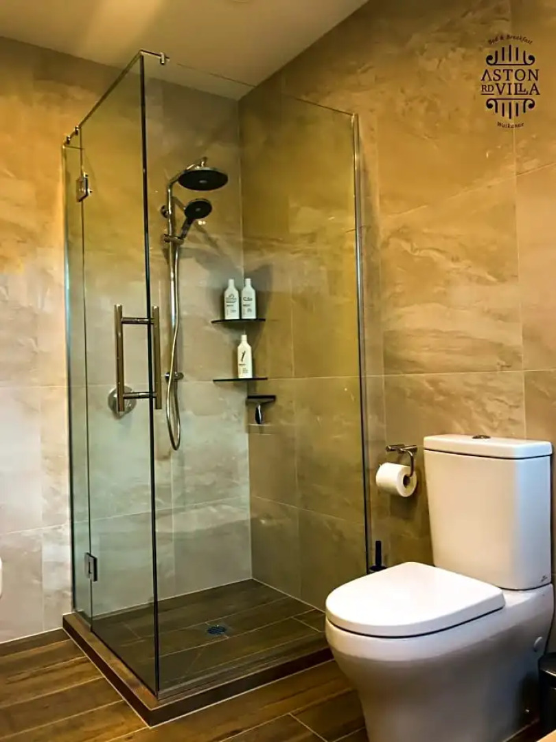 Aston Road Villa Bed And Breakfast