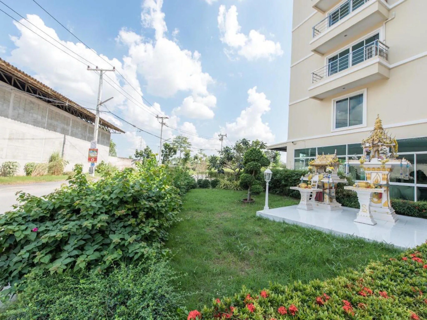 OYO 488 Delight Residence