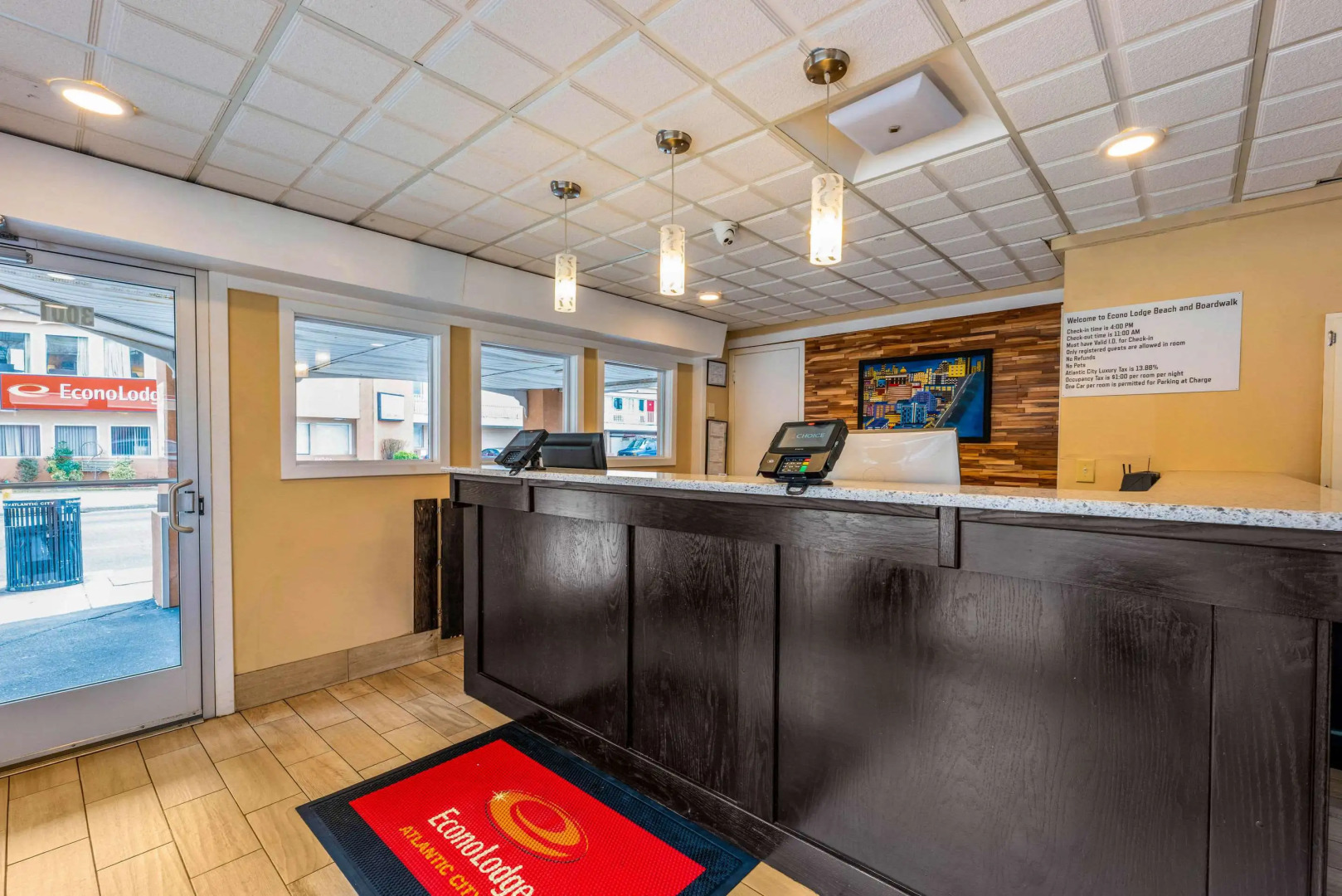 Econo Lodge Beach and Boardwalk