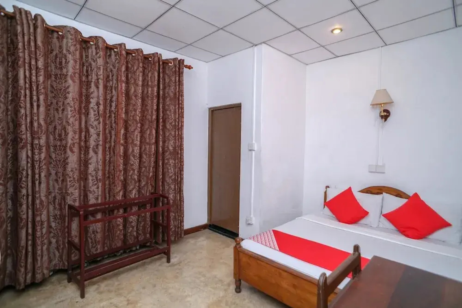 OYO 421 New Beach View Hotel