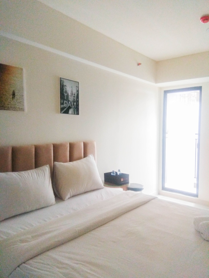 Cozy Living And Comfortable Studio Room At Meikarta Apartment