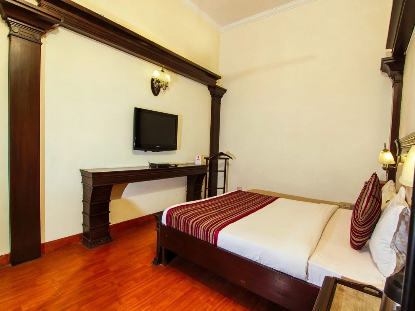 OYO 8771 Hotel Allahabad Regency