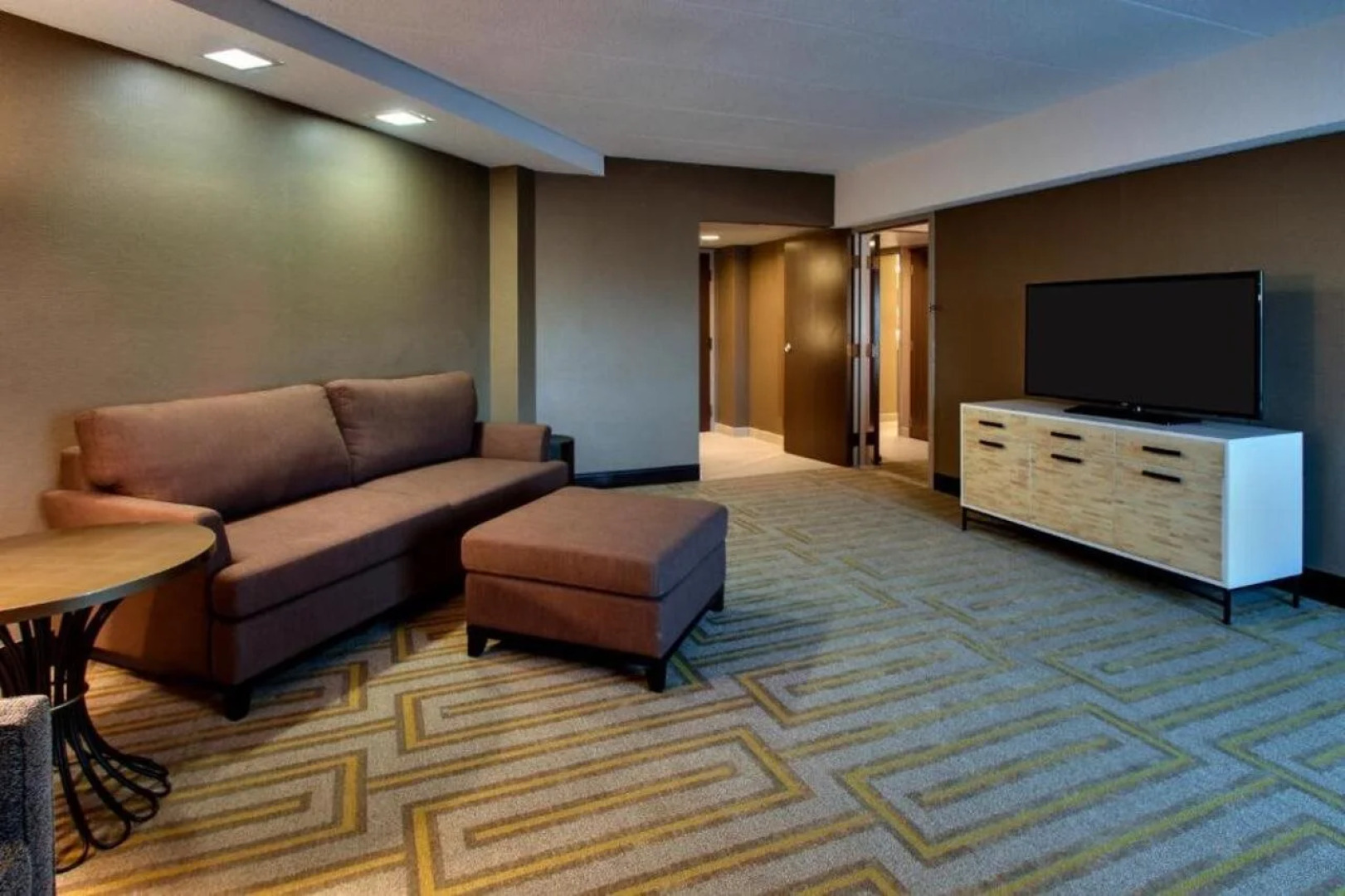 DoubleTree by Hilton Mt. Vernon