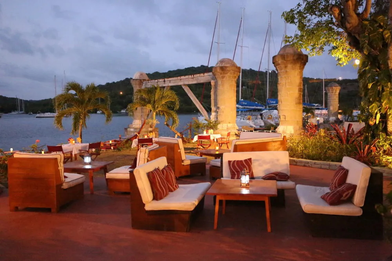 Admiral's Inn and Gunpowder Suites