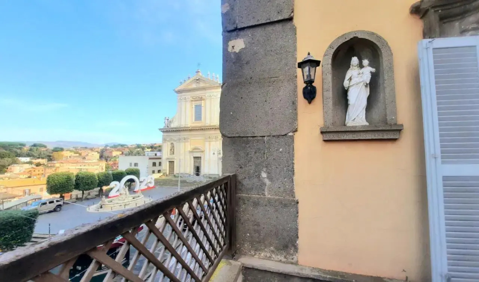 Ecco Marino Casa Vacanze