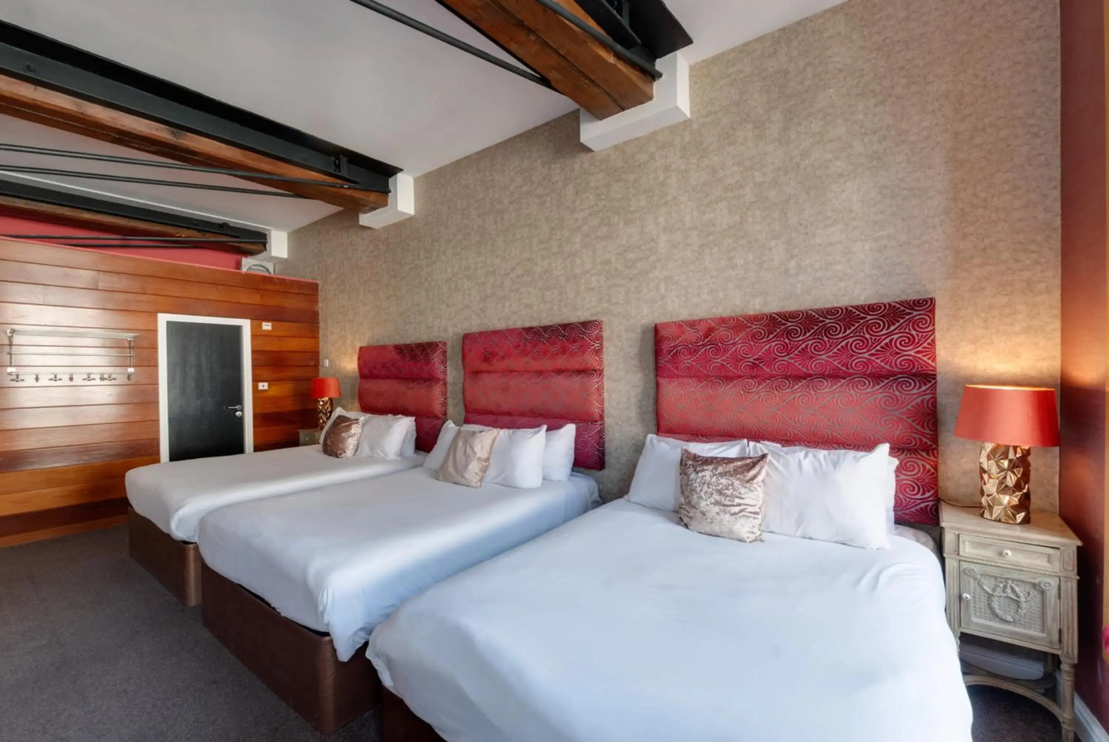 Signature Living Hotel