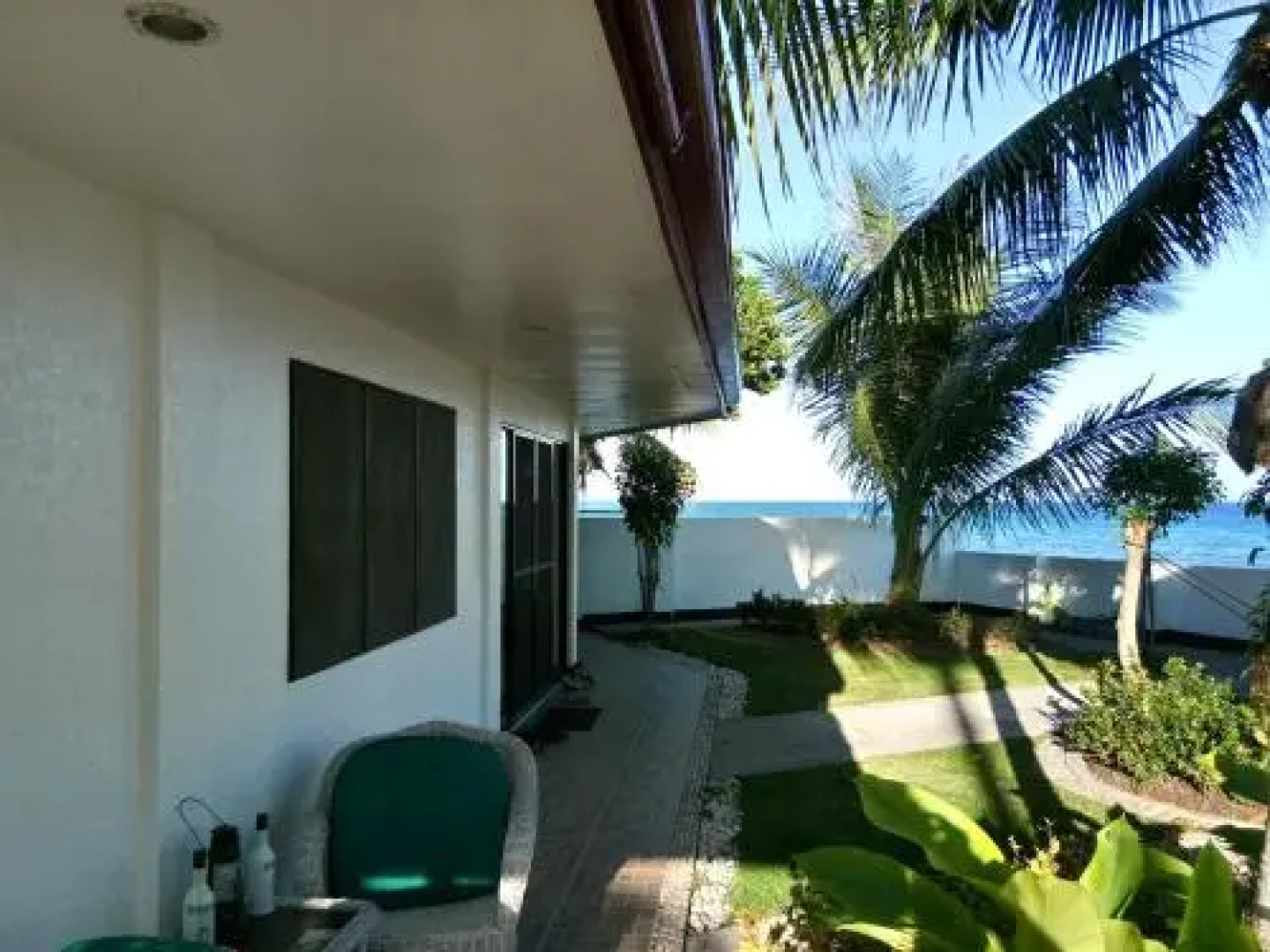 Bamboo Beachhouse Guesthouse