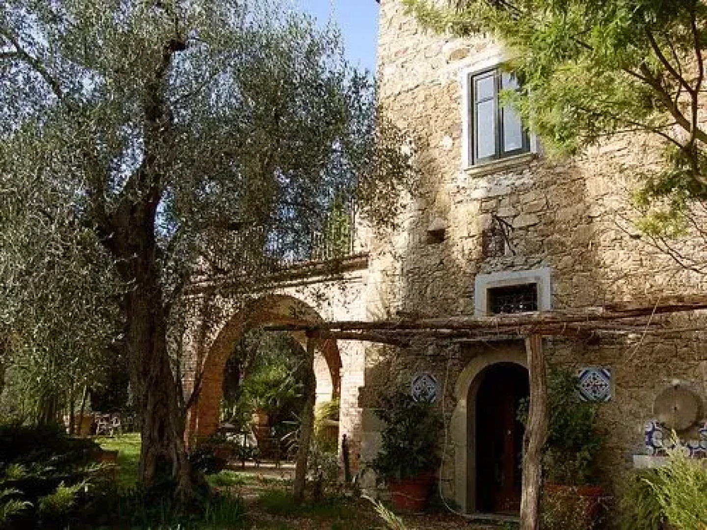 House Falcesca Buccino