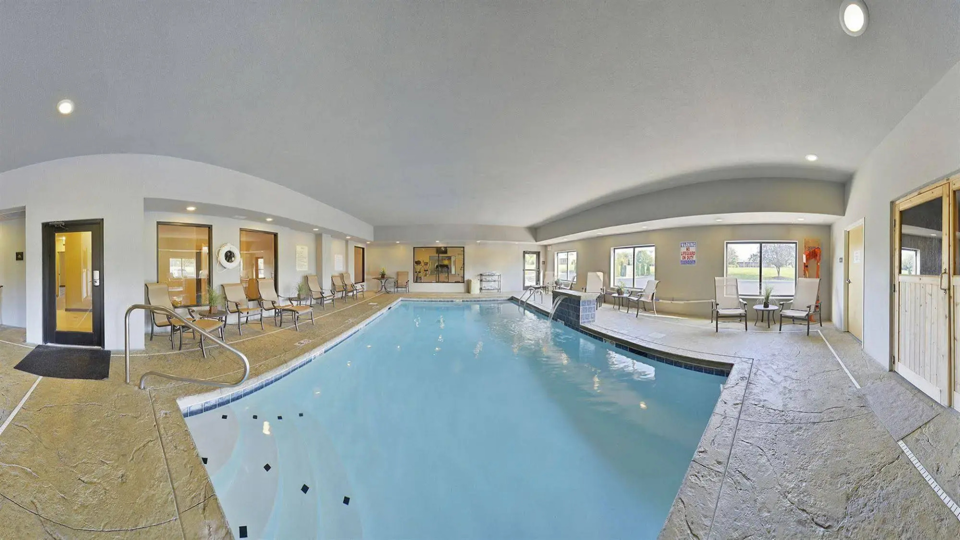 Sonesta Essential Indianapolis Airport