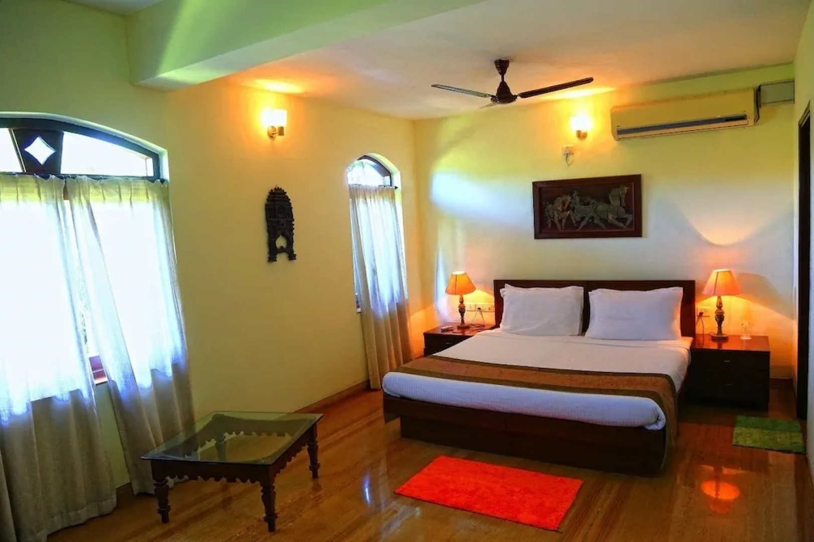 The Acacia Villa - Candy Floss