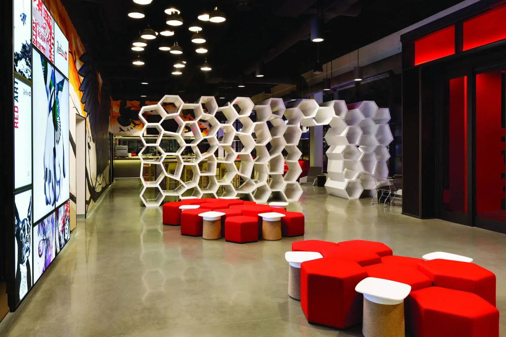 Radisson RED Minneapolis Downtown