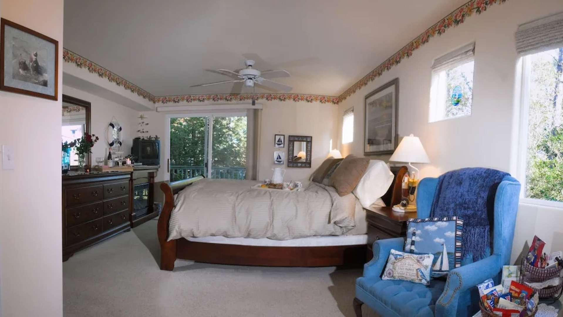 Her Castle Homestay B and B Inn