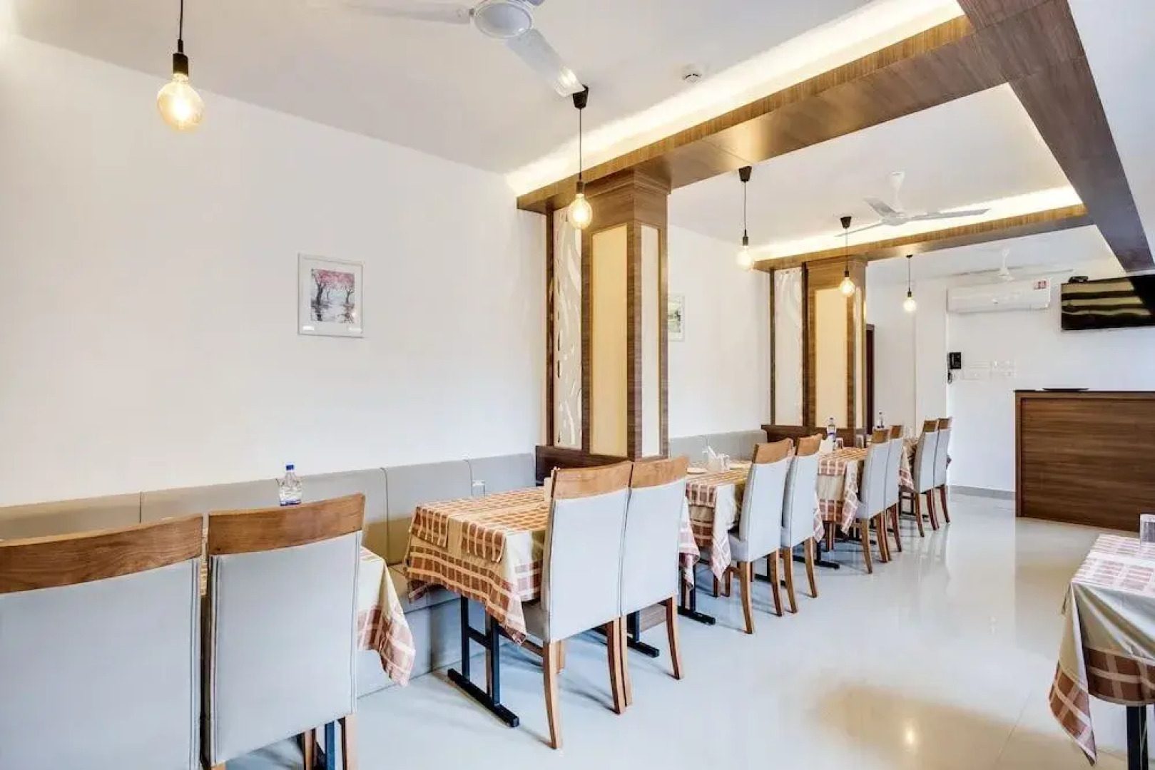 Capital O 60558 Hotel Midhuna International